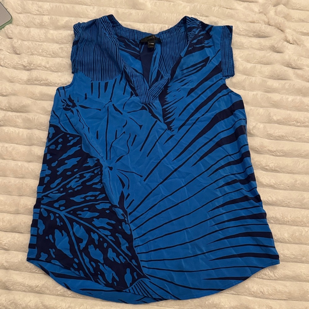 J. Crew Blue Tropical Print Sleeveless Blouse Size 4 V-Neck Top